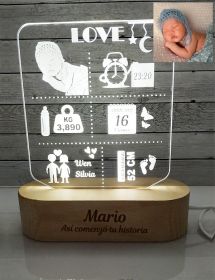 Lámpara placa de nacimiento personalizada.