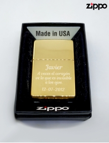 Zippo personalizado con texto, acabado dorado.