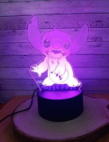 Lámpara LED Stitch personalizada.